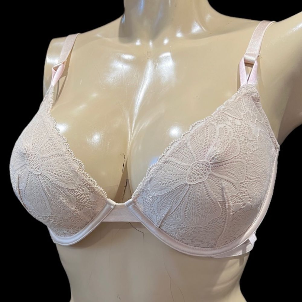 Victoria’s Secret Sexy Tee Lace Unlined Demi bra champagne